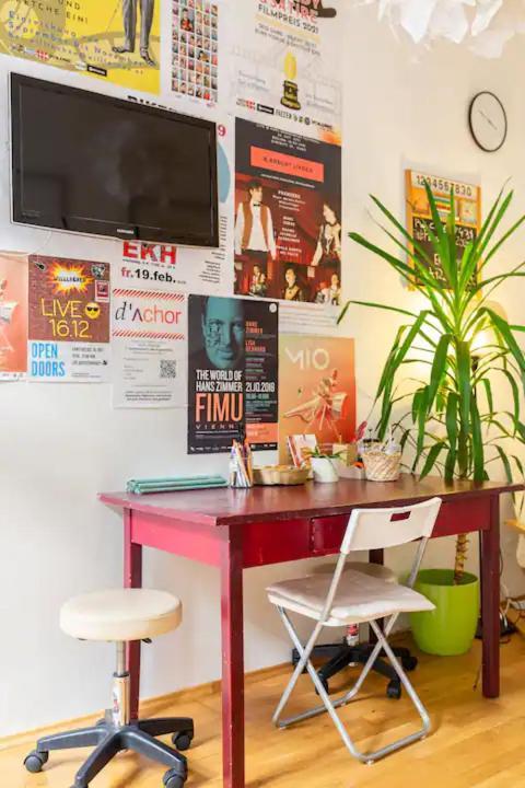 Fro-Media - Streetside Room 2 - Community Space Vienna Exterior photo