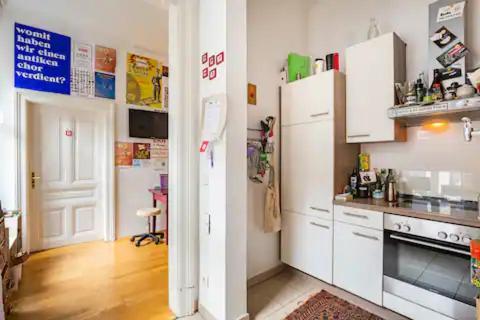 Fro-Media - Streetside Room 2 - Community Space Vienna Exterior photo